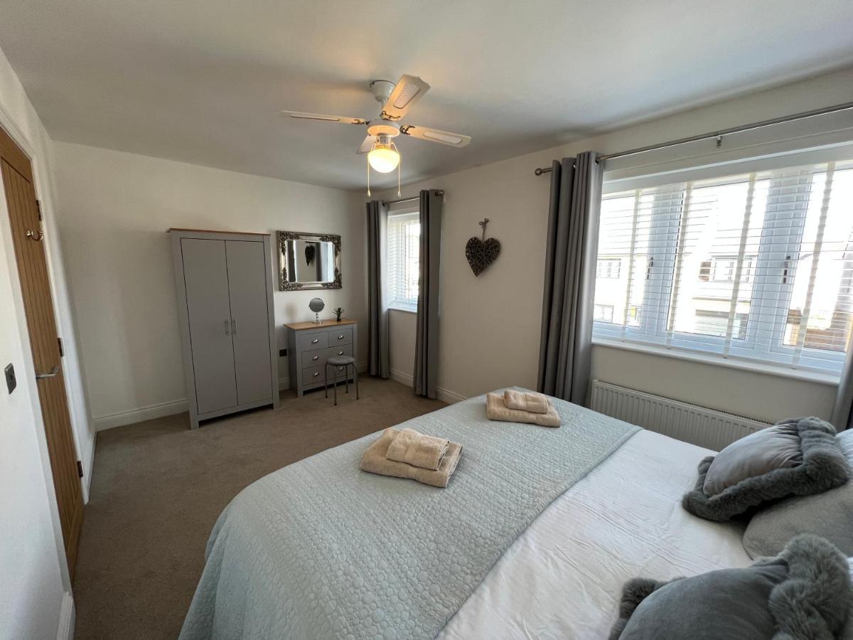 Dairy Cottage Уитби Екстериор снимка