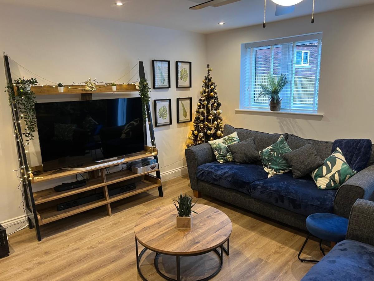 Dairy Cottage Уитби Екстериор снимка